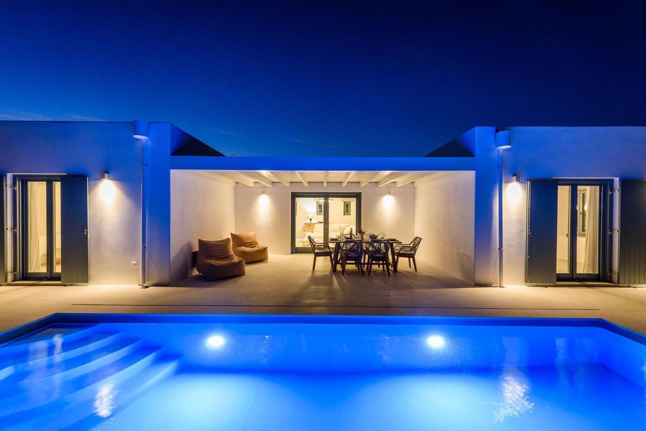 Villa Complex White And Rocks Parikia  Exterior photo