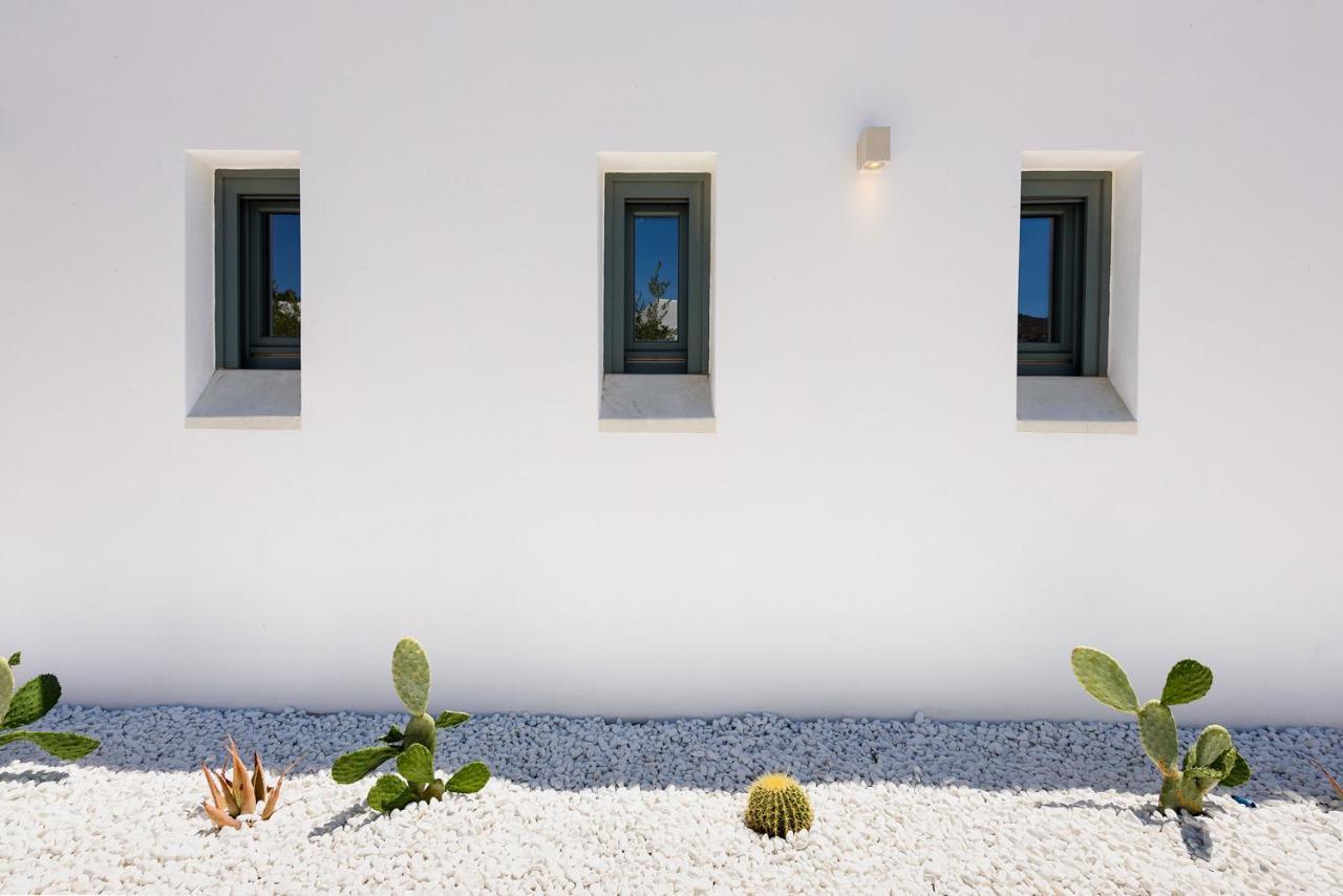 Villa Complex White And Rocks Parikia  Exterior photo