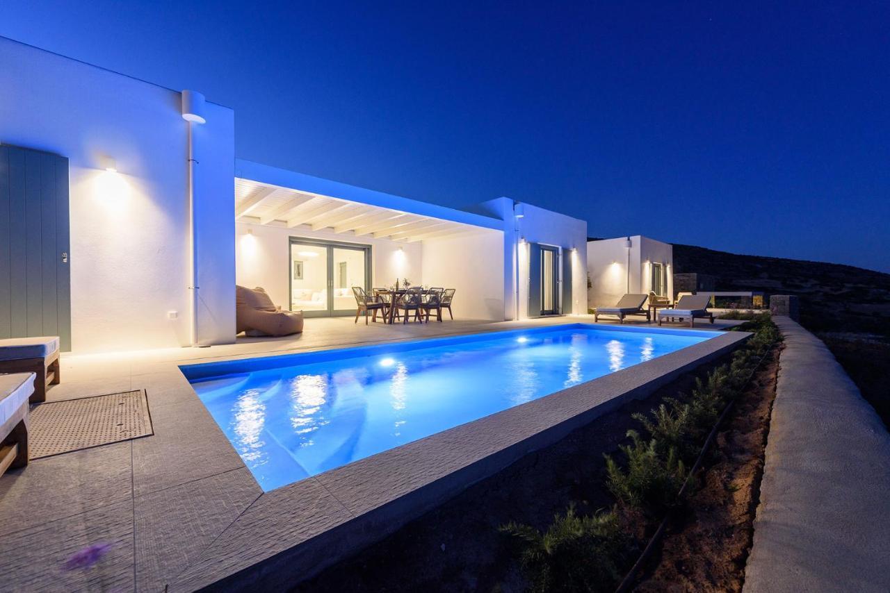 Villa Complex White And Rocks Parikia  Exterior photo