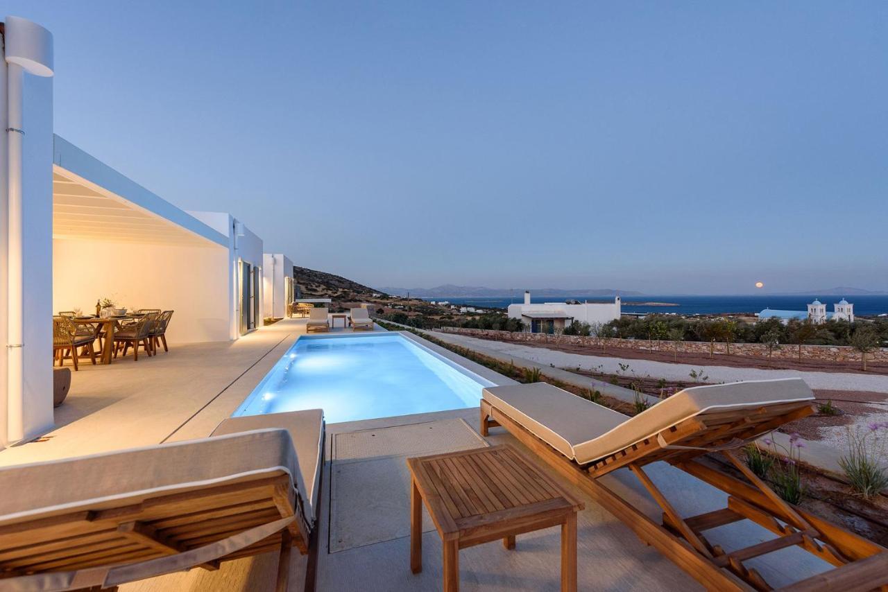 Villa Complex White And Rocks Parikia  Exterior photo