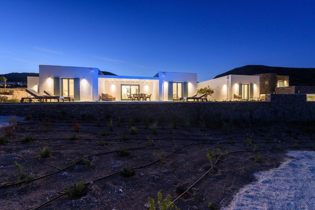 Villa Complex White And Rocks Parikia  Exterior photo